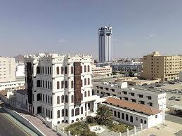 اقتحام مدرسة ابتدائية من متقاعد وضرب معلم