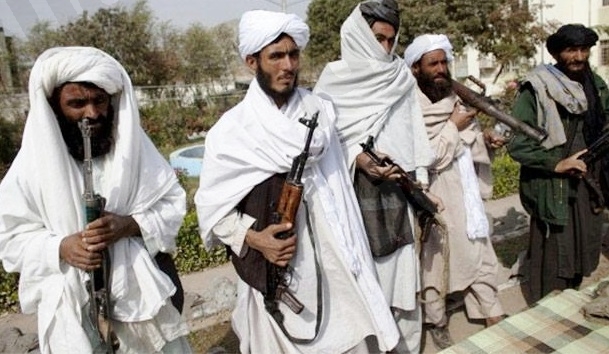 مقتل وإصابة 37 مسلحاً من طالبان في عمليات أمنية بأفغانستان